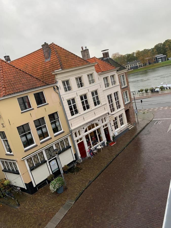 Kleinschalig Hostel In Deventer, Hartje Stad, Aan De Ijssel, 외부 사진