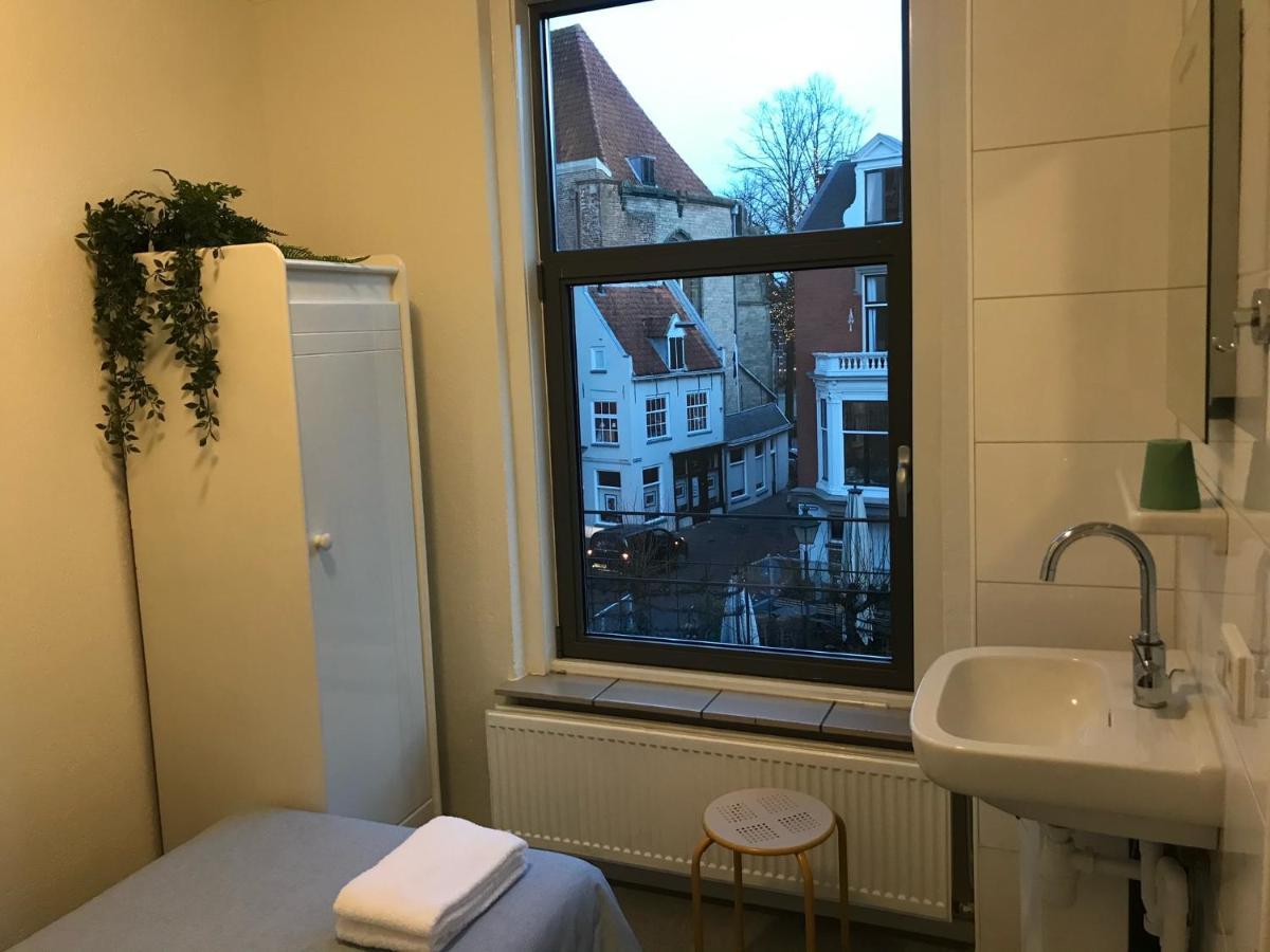 Kleinschalig Hostel In Deventer, Hartje Stad, Aan De Ijssel, 외부 사진