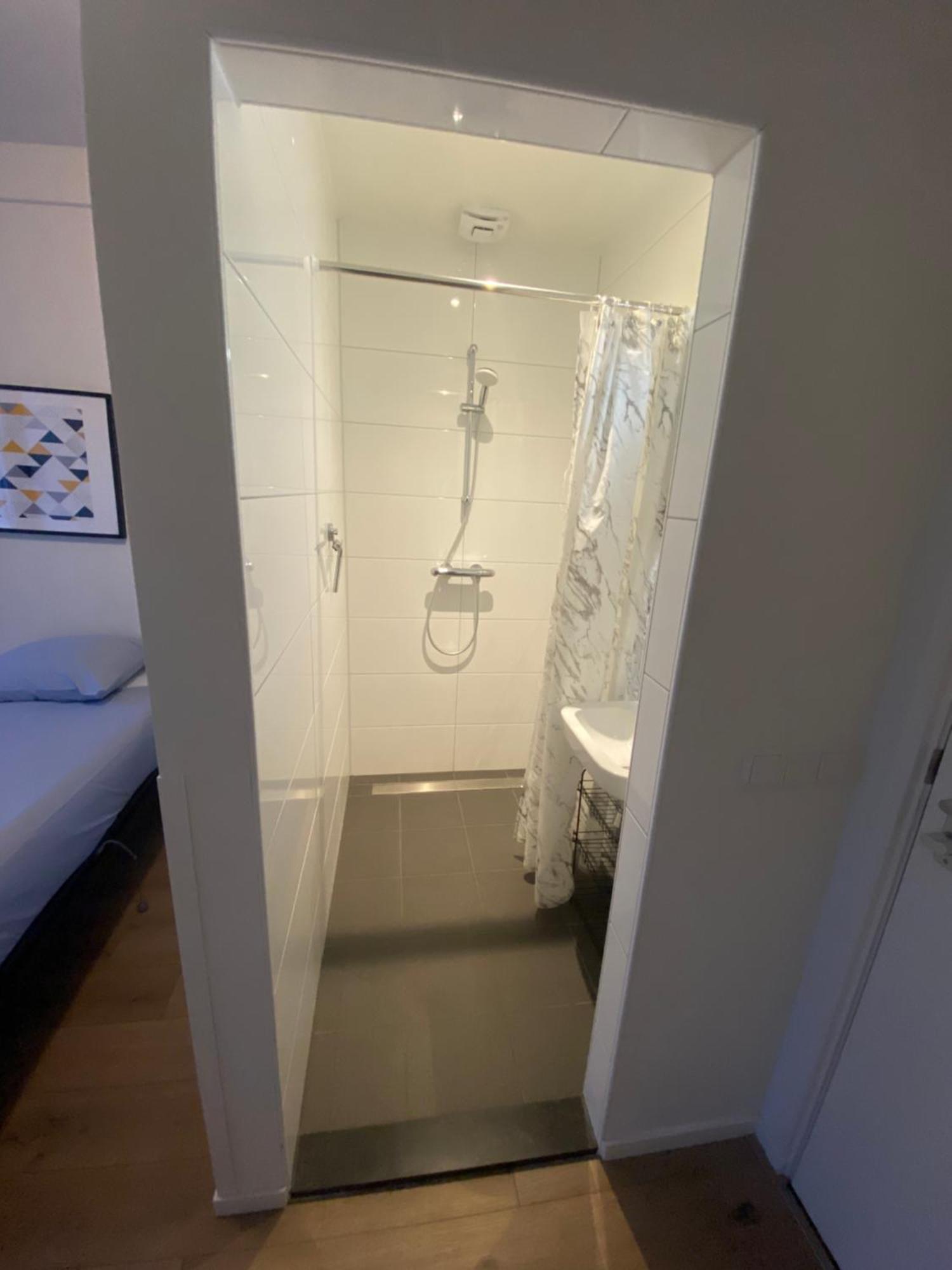 Kleinschalig Hostel In Deventer, Hartje Stad, Aan De Ijssel, 외부 사진
